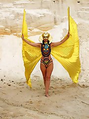 Erotic lady is showing off her titties