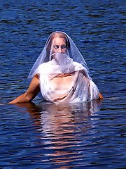 Hot women want to seduce men.