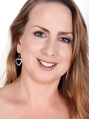 Cougar Midori from OlderWomen.com gallery 7