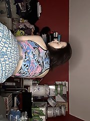 Experienced hellcats are exposing their hot body on cam